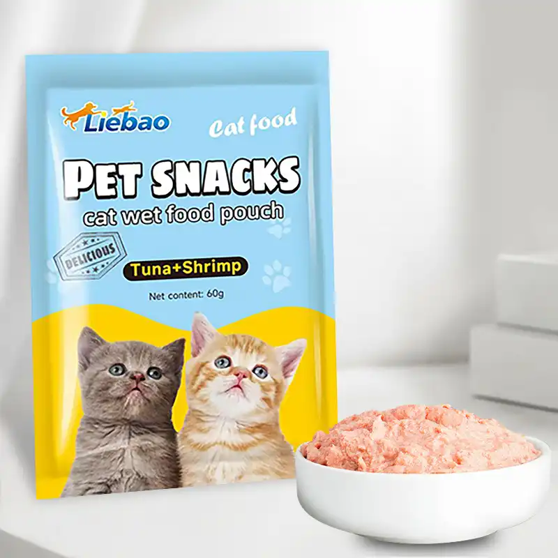Premium Cat Treats in Convenient Pouch Packaging for Pets